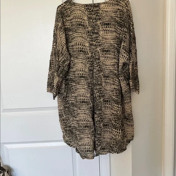Masai - Chic Beige and Black Textured Tunic - Picture 4 of 5